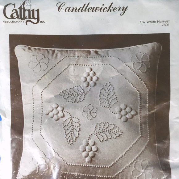 Cathy Needlecraft CW White Harvest Candlewick Pillow Kit #7801 16" Square - Picture 2 of 4